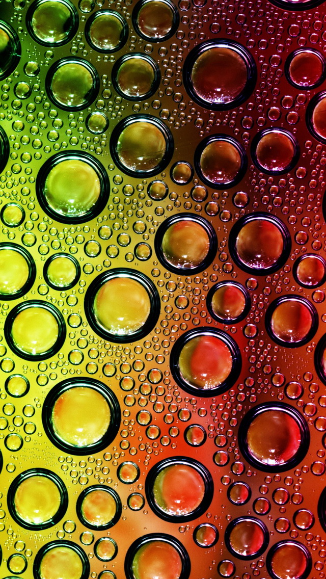 Water Bubbles On The Glass - Water Bubbles On Glass , HD Wallpaper & Backgrounds