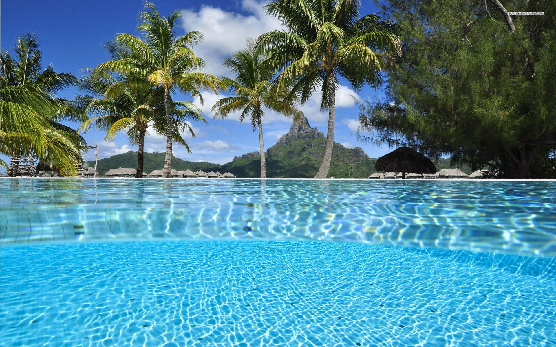 Youwall Amazing Beach Resort Wallpaper Wallpaperwallpapers - Bora Bora Wallpaper Hd , HD Wallpaper & Backgrounds