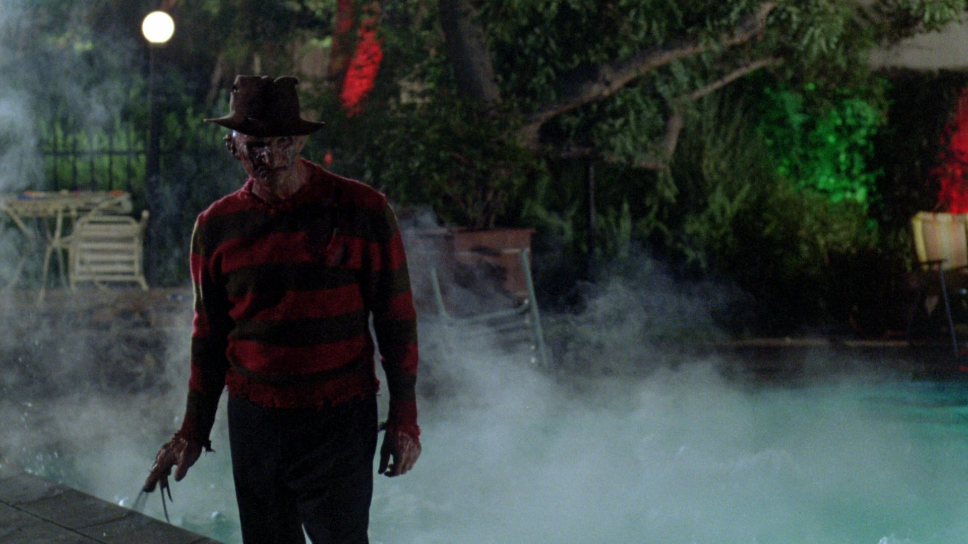 A Nightmare On Elm Street - Nightmare On Elm Street Movie Scenes , HD Wallpaper & Backgrounds