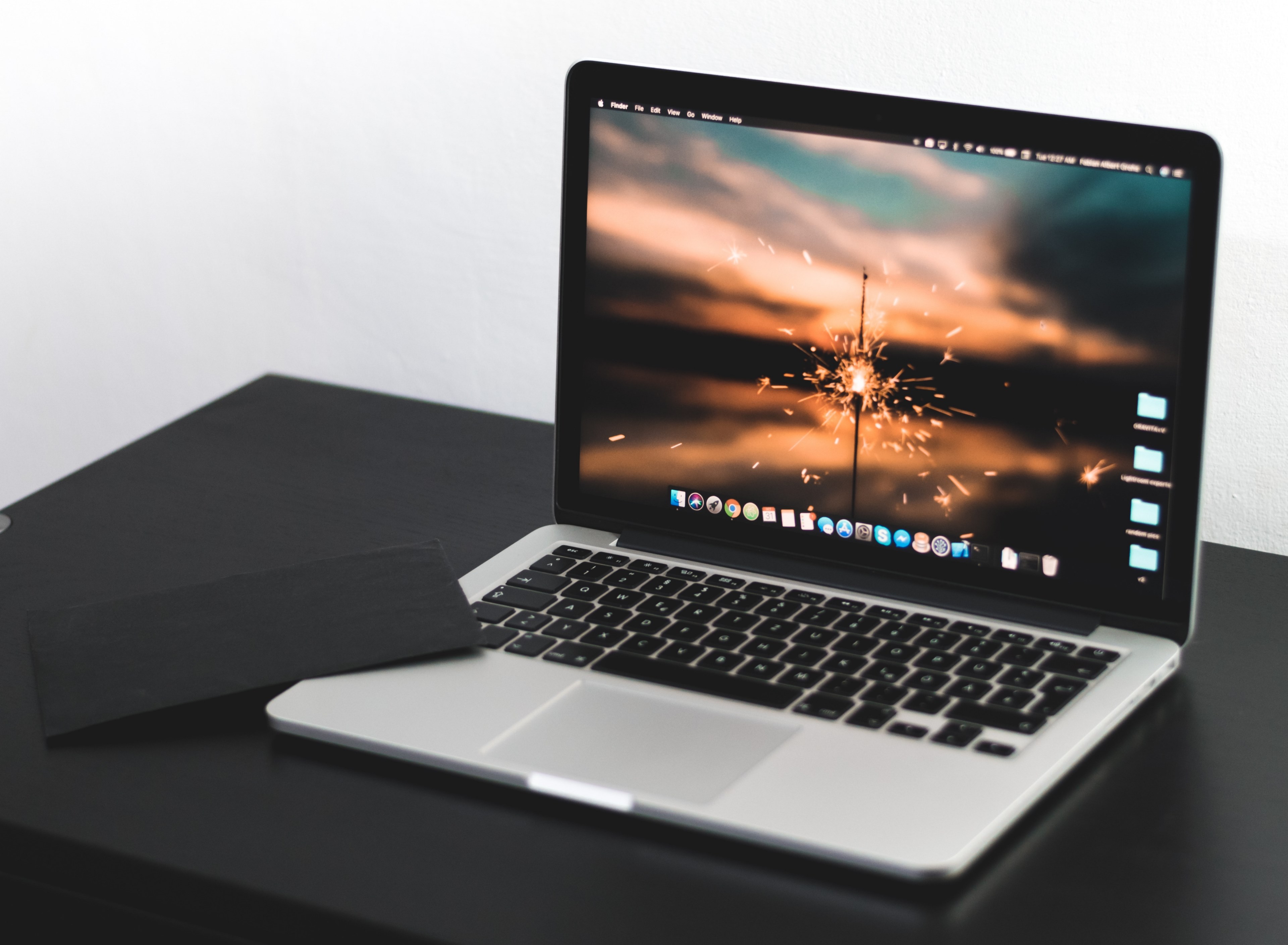 Macbook Pro Office Photography , HD Wallpaper & Backgrounds