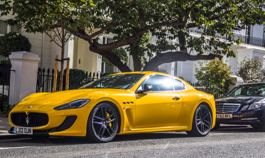 Rummy Maserati Mc Stradale Full Hd Car Wallpapers - Maserati Granturismo Yellow , HD Wallpaper & Backgrounds