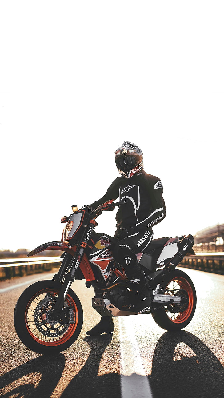 Black And Orange Enduro Motorcyle, Motorcyclist, Motorcycle, - Supermoto Wallpaper Hd , HD Wallpaper & Backgrounds