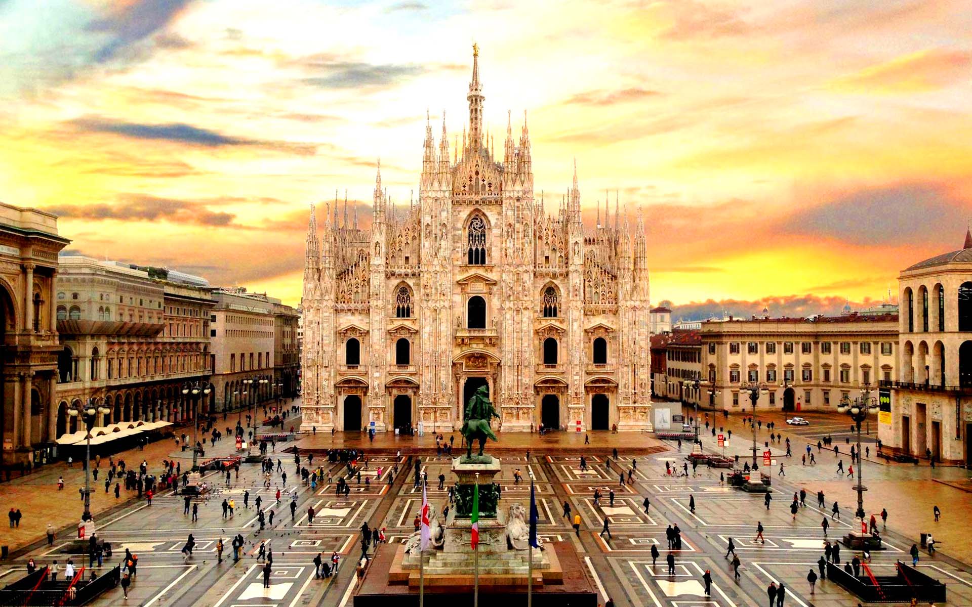 Milan City Wallpaper 
 Data-src /full/2043362 , HD Wallpaper & Backgrounds