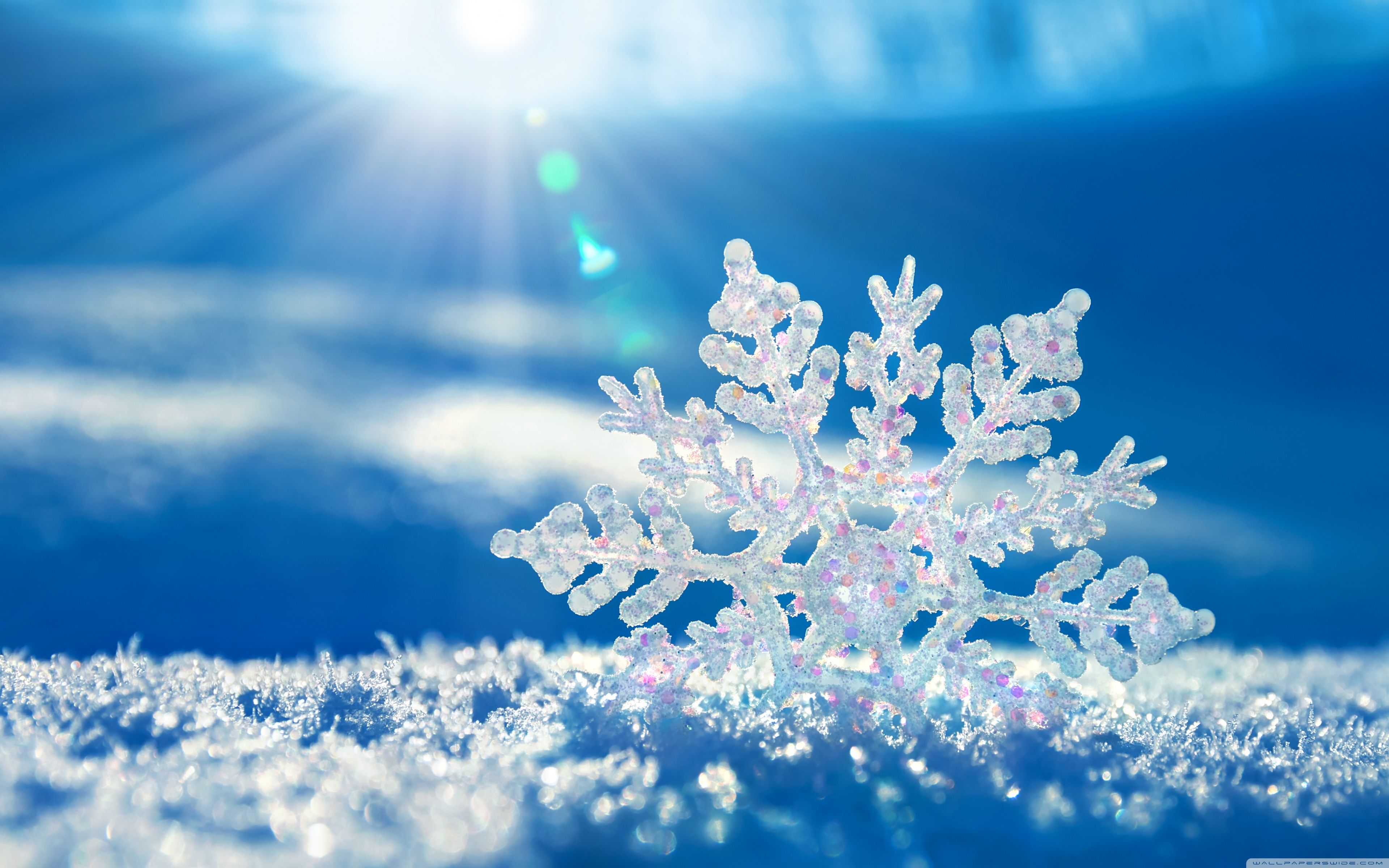 Snowflake Desktop Wallpaper - High Resolution Winter Background , HD Wallpaper & Backgrounds