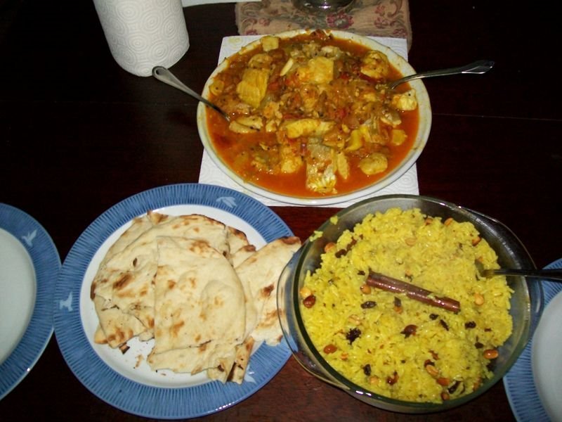Machi Rai Masala And Spiced Rice - Bengali Dinner , HD Wallpaper & Backgrounds