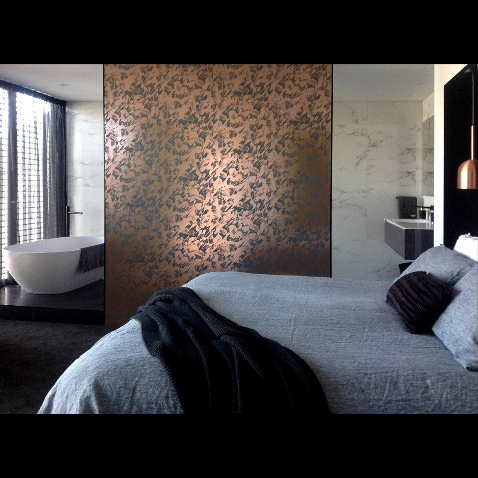 Desert Copper Rose Battleship Grey Wallpaper - Erica Wakerly Desert , HD Wallpaper & Backgrounds