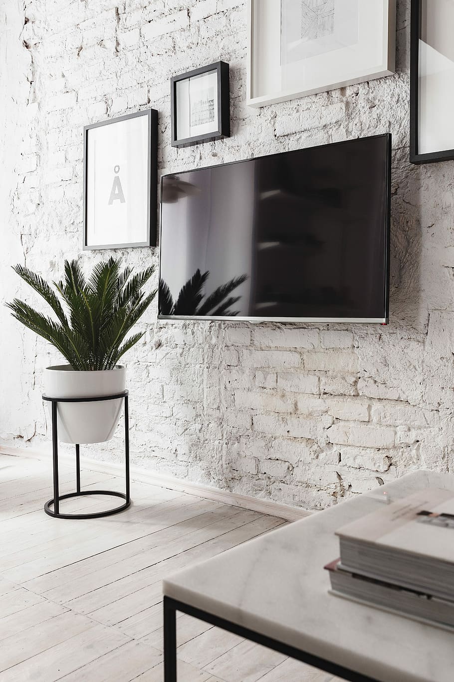 Living Room With Scandi Interior Design, Un Common - Living Room Wallpaper 4k , HD Wallpaper & Backgrounds