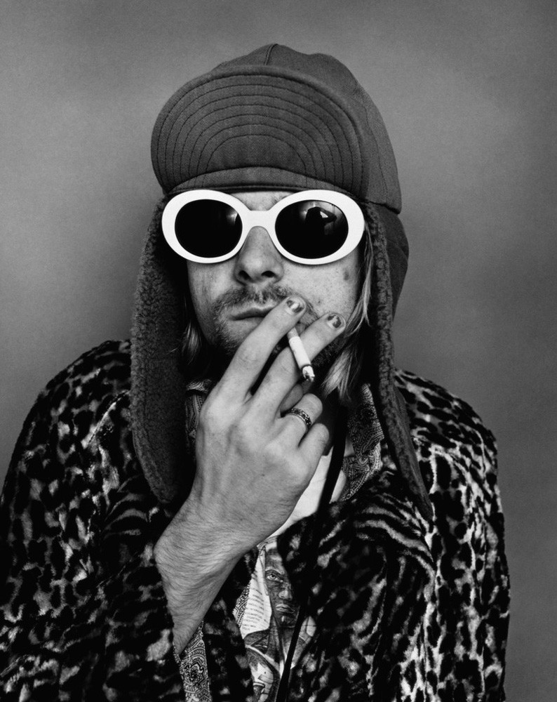 Pic - Kurt Cobain Gif Glasses , HD Wallpaper & Backgrounds