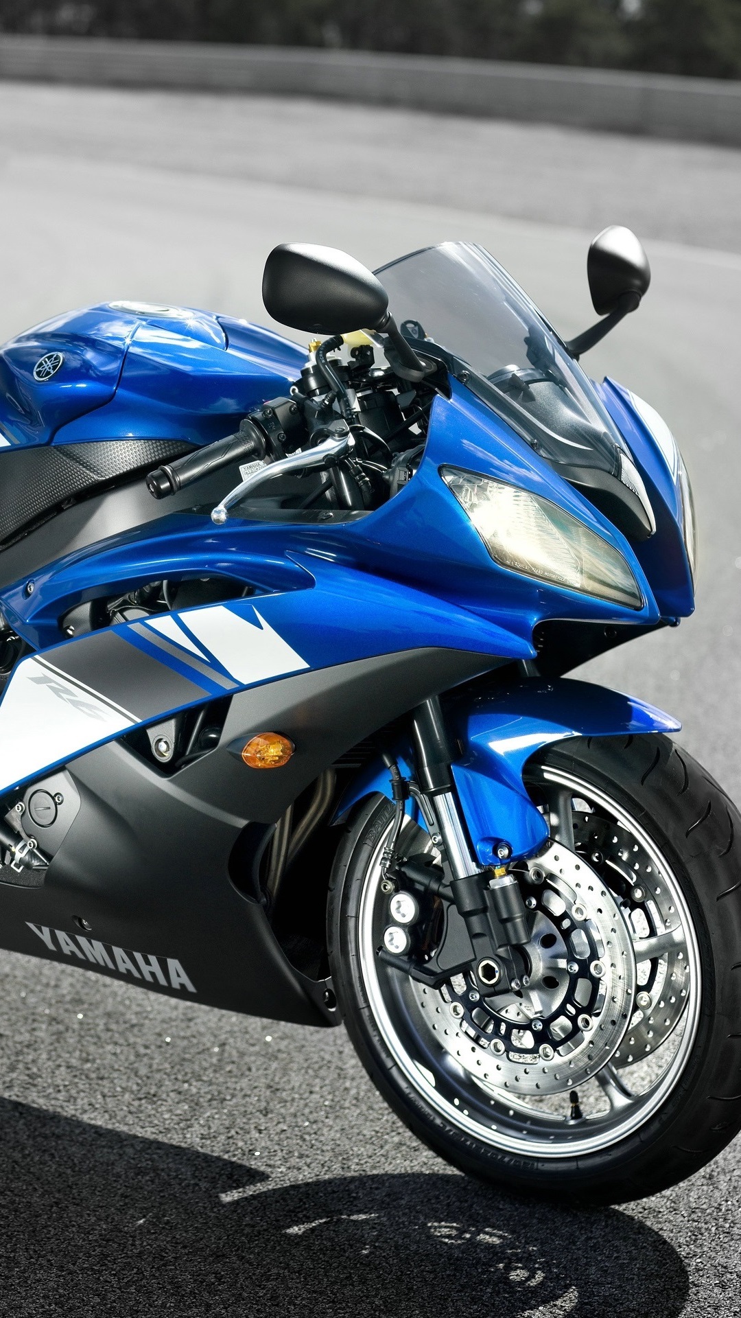 Iphone Wallpaper Cool Yamaha Motorcycle Yzf-r6 - Yamaha R6 Price In Bangalore , HD Wallpaper & Backgrounds