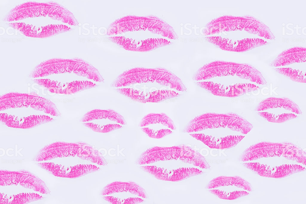 Wallpaper Of Purple / Pink Kisses Of Lipstick - Lipstick , HD Wallpaper & Backgrounds