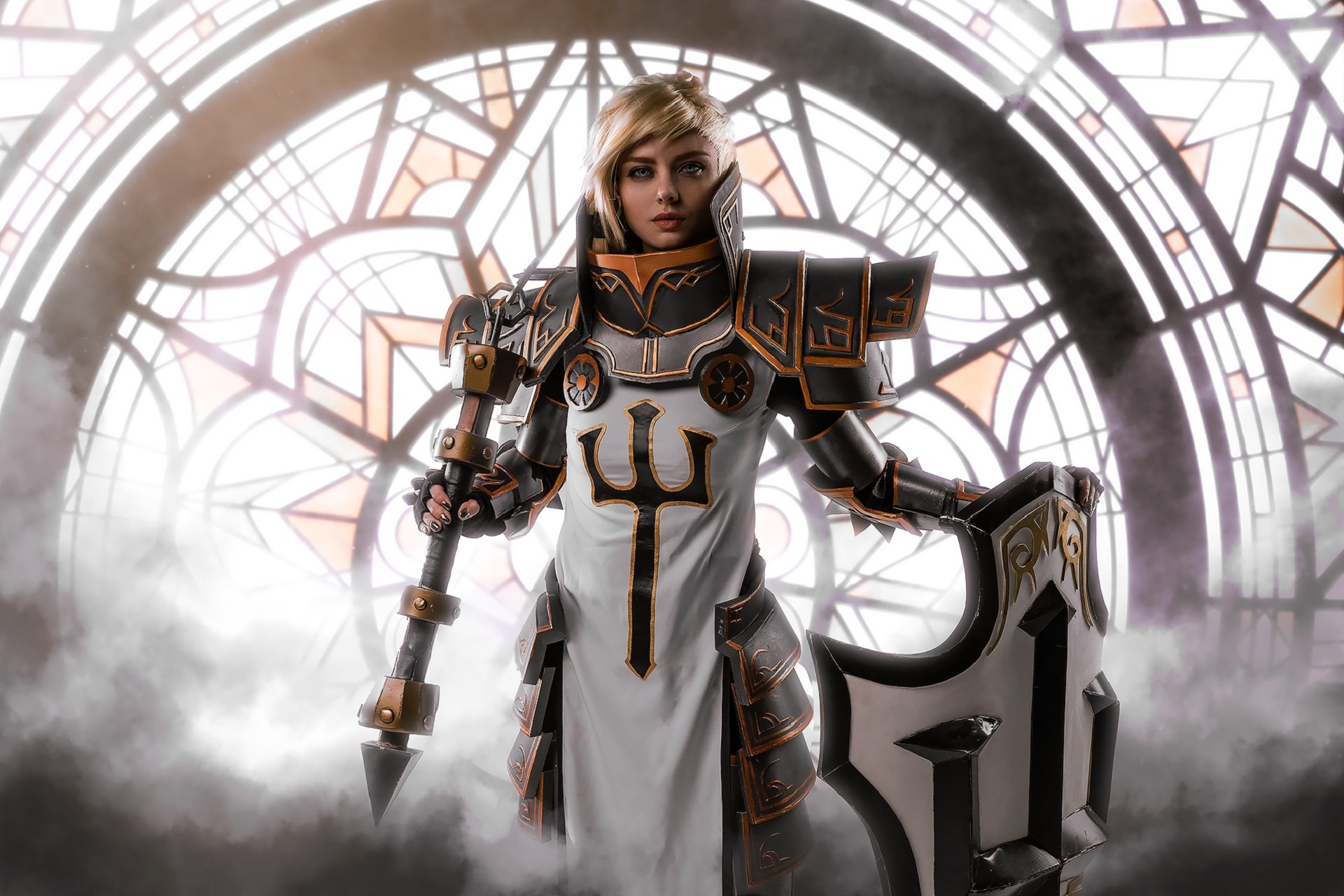 Women Cosplay Diablo Iii Crusader Hd Wallpaper Background - Diablo 3 Crusader , HD Wallpaper & Backgrounds
