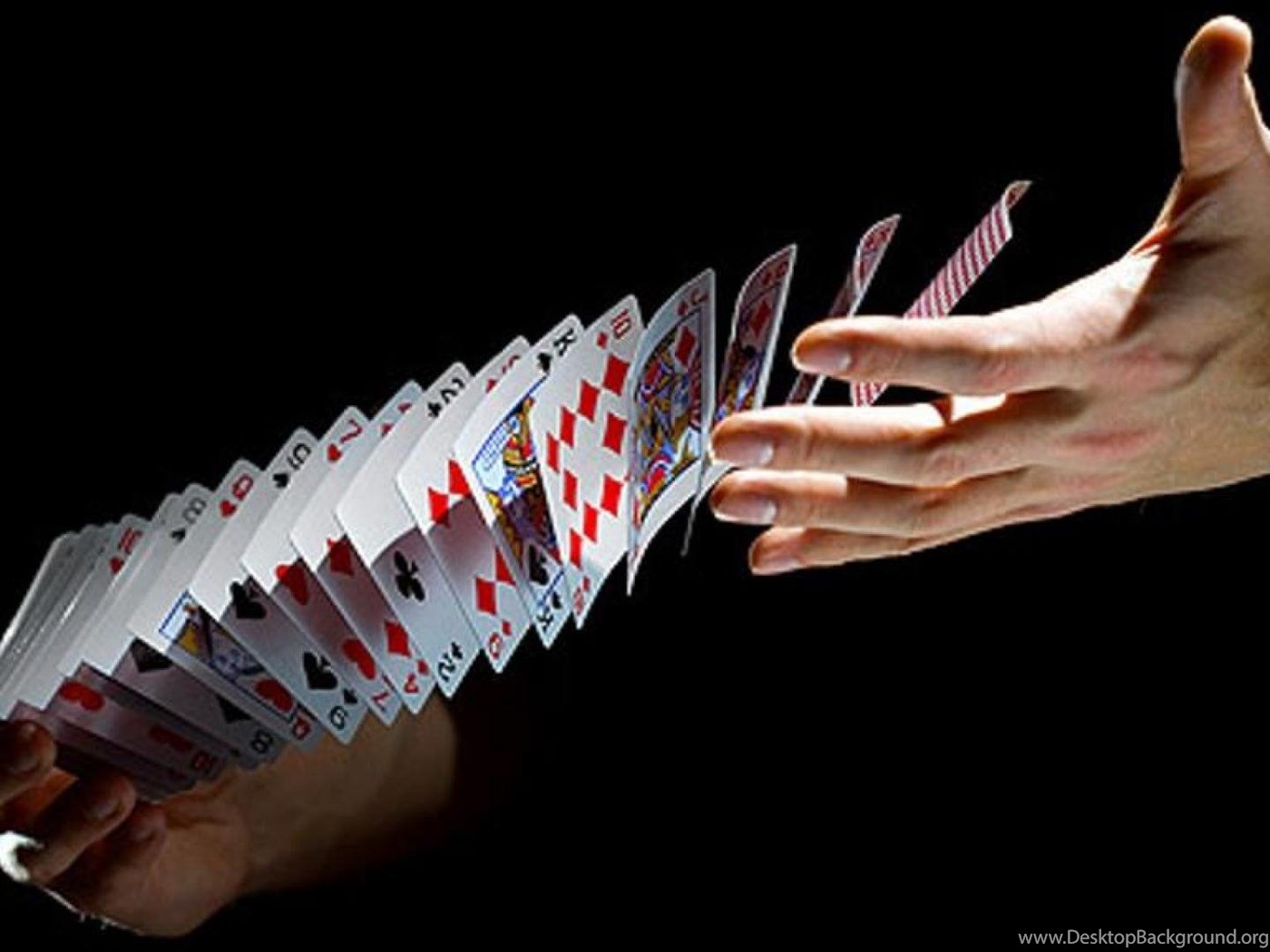 Playing Cards Wallpaper - Cool Card Tricks , HD Wallpaper & Backgrounds