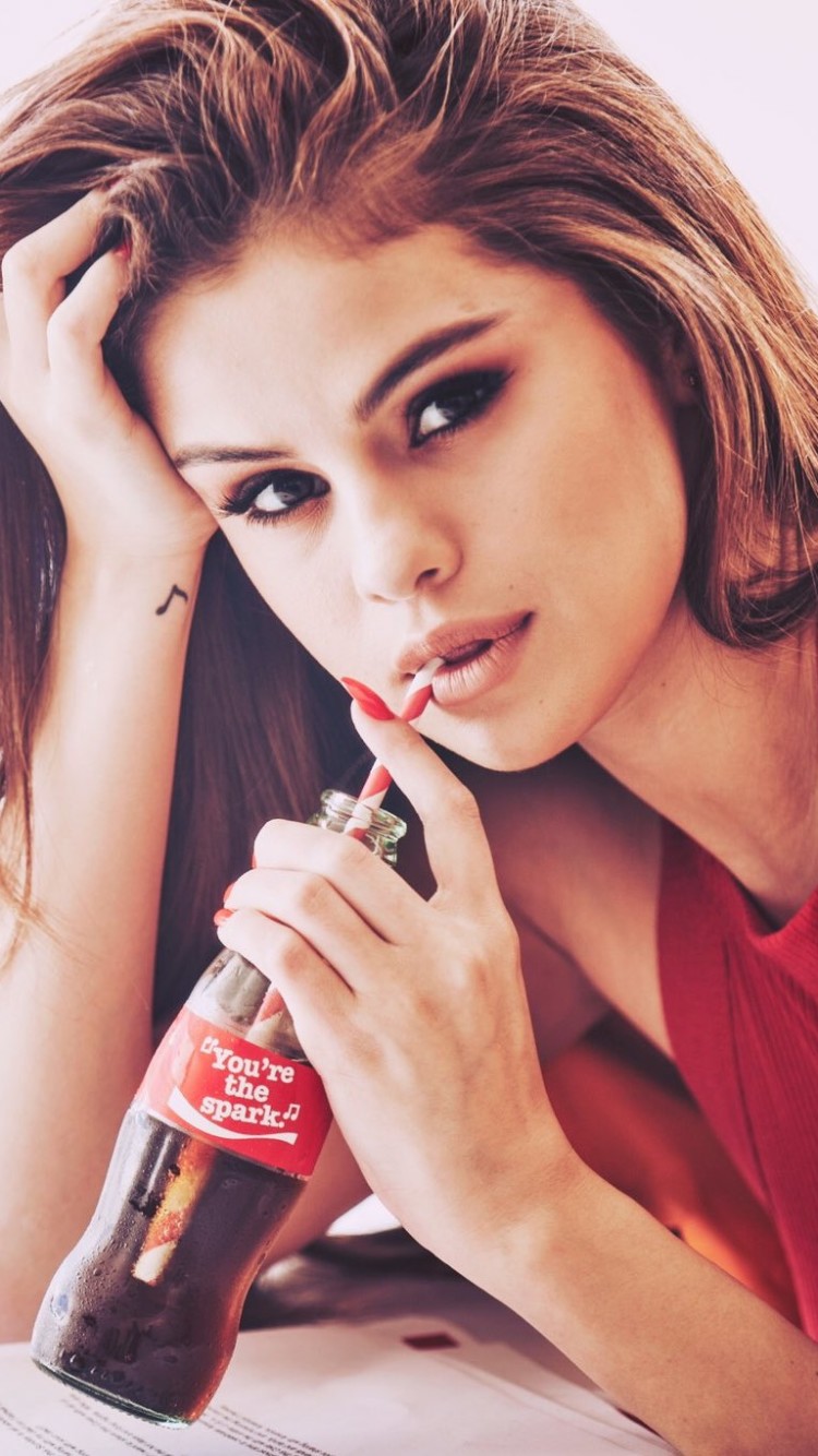 Iphone Wallpaper Selena Gomez , HD Wallpaper & Backgrounds