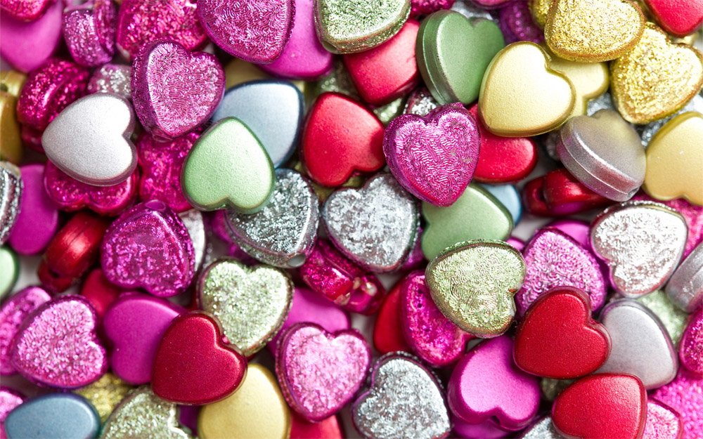 40 Breathtaking Heart Shaped Wallpapers Designcoral - High Resolution Candy Heart Background , HD Wallpaper & Backgrounds