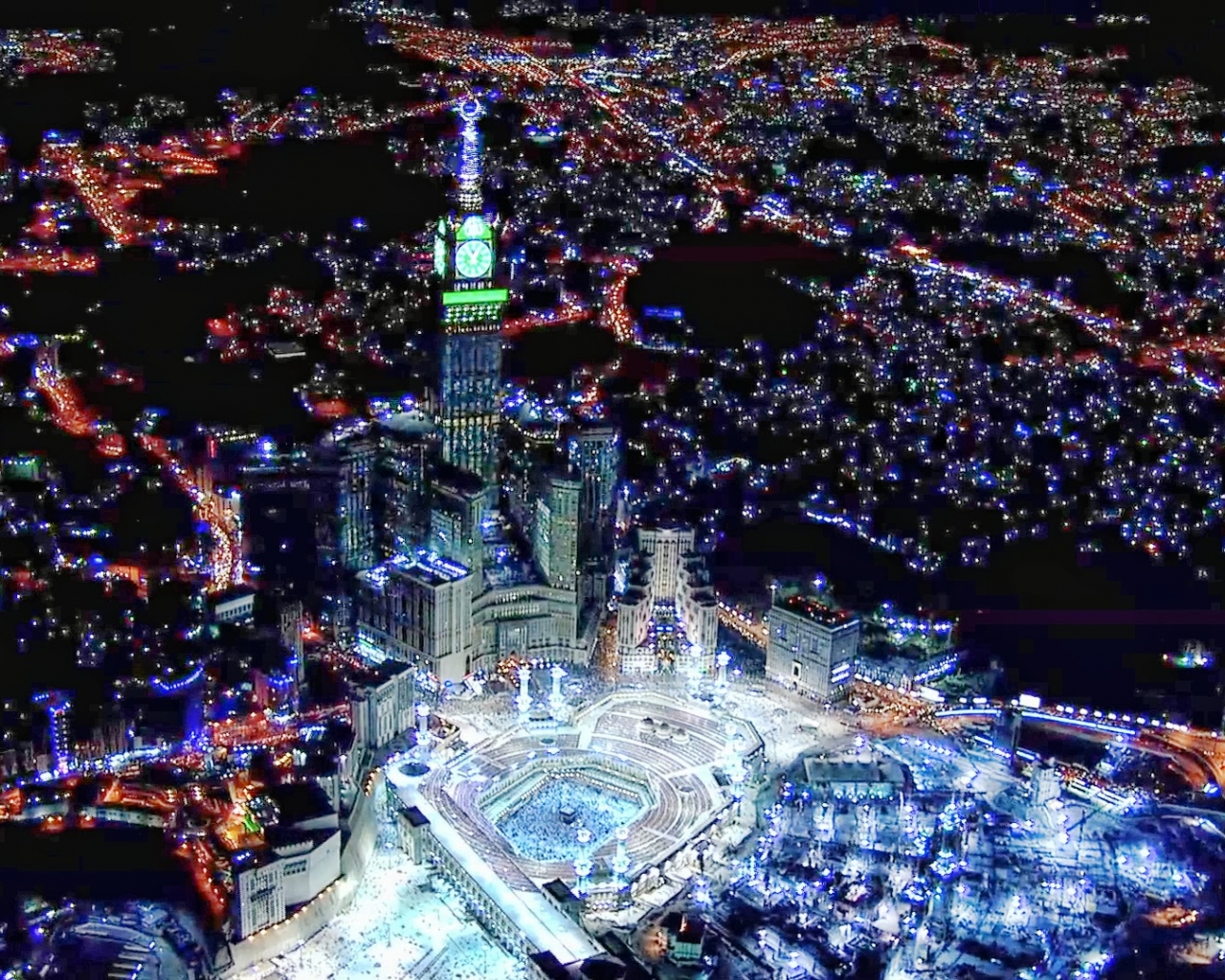 Mecca At Night Desktop Backgrounds For Hd Wallpaper - Abraj Al Bait Towers Night , HD Wallpaper & Backgrounds