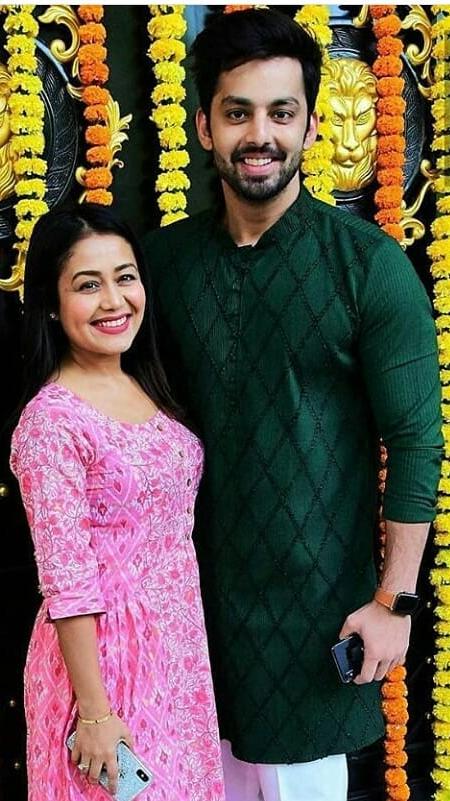 Neha Kakkar Himansh Kohli Photos - Neha Kakkar And Himansh Kohli , HD Wallpaper & Backgrounds