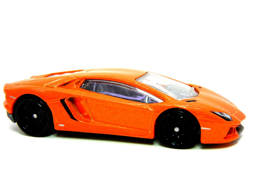 Lamborghini Hot Wheels 19 Cool Hd Wallpaper - Hot Wheels Lamborghini Aventador , HD Wallpaper & Backgrounds
