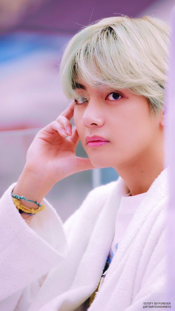 Kim Taehyung Wallpaper 2019 , HD Wallpaper & Backgrounds