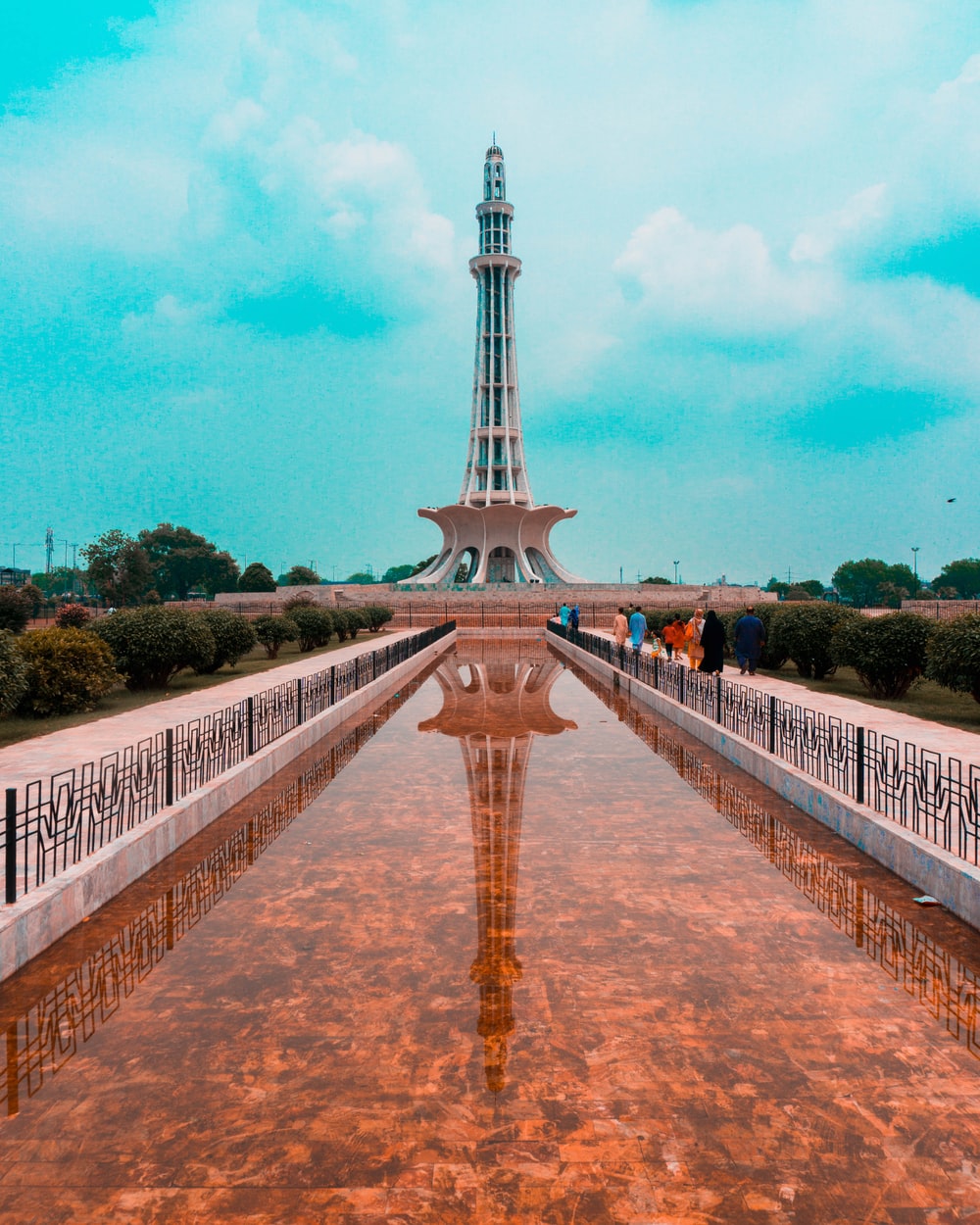 500 Pakistan Pictures [hd] Download Images On Unsplash - Iqbal Park , HD Wallpaper & Backgrounds