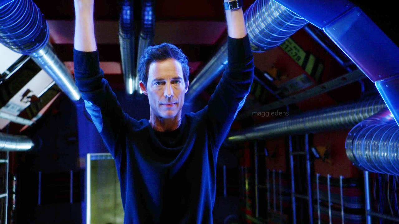 Harrison Wells In Blackout - Event , HD Wallpaper & Backgrounds