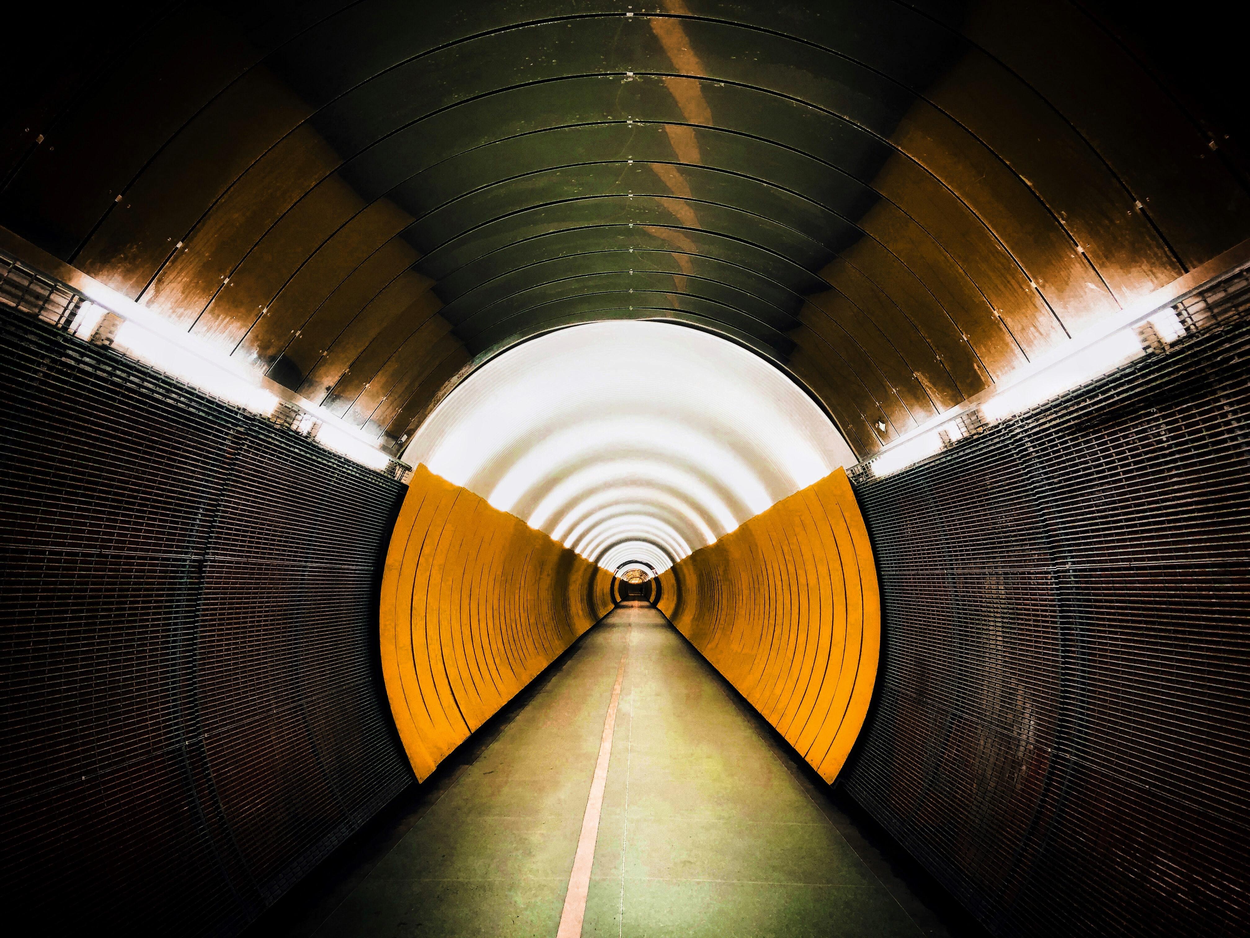 Tunnel, Light, Backlight, Perspective - Aspect Ratio , HD Wallpaper & Backgrounds