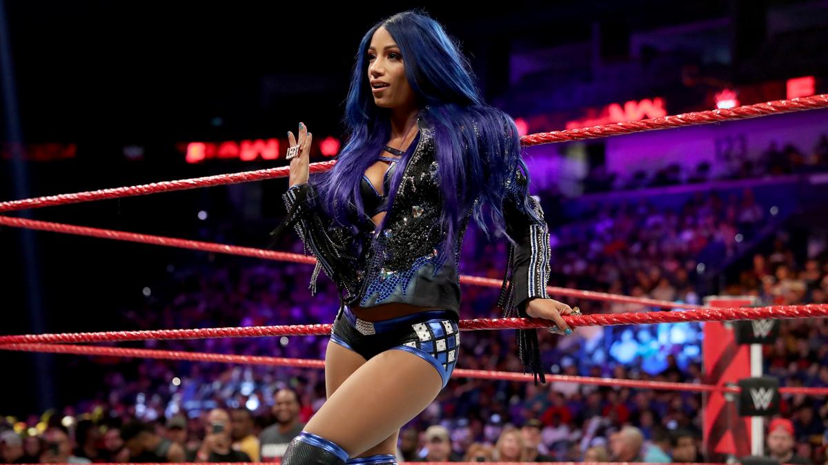 Raw 8/26/19 ~ Sasha Banks Vs Natalya - Wwe Superstars Sasha Banks , HD Wallpaper & Backgrounds
