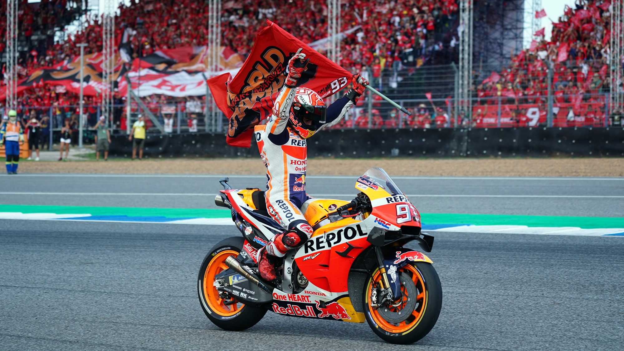 Motogp Hd Wallpaper Buriram - Marc Marquez Celebration 2019 , HD Wallpaper & Backgrounds