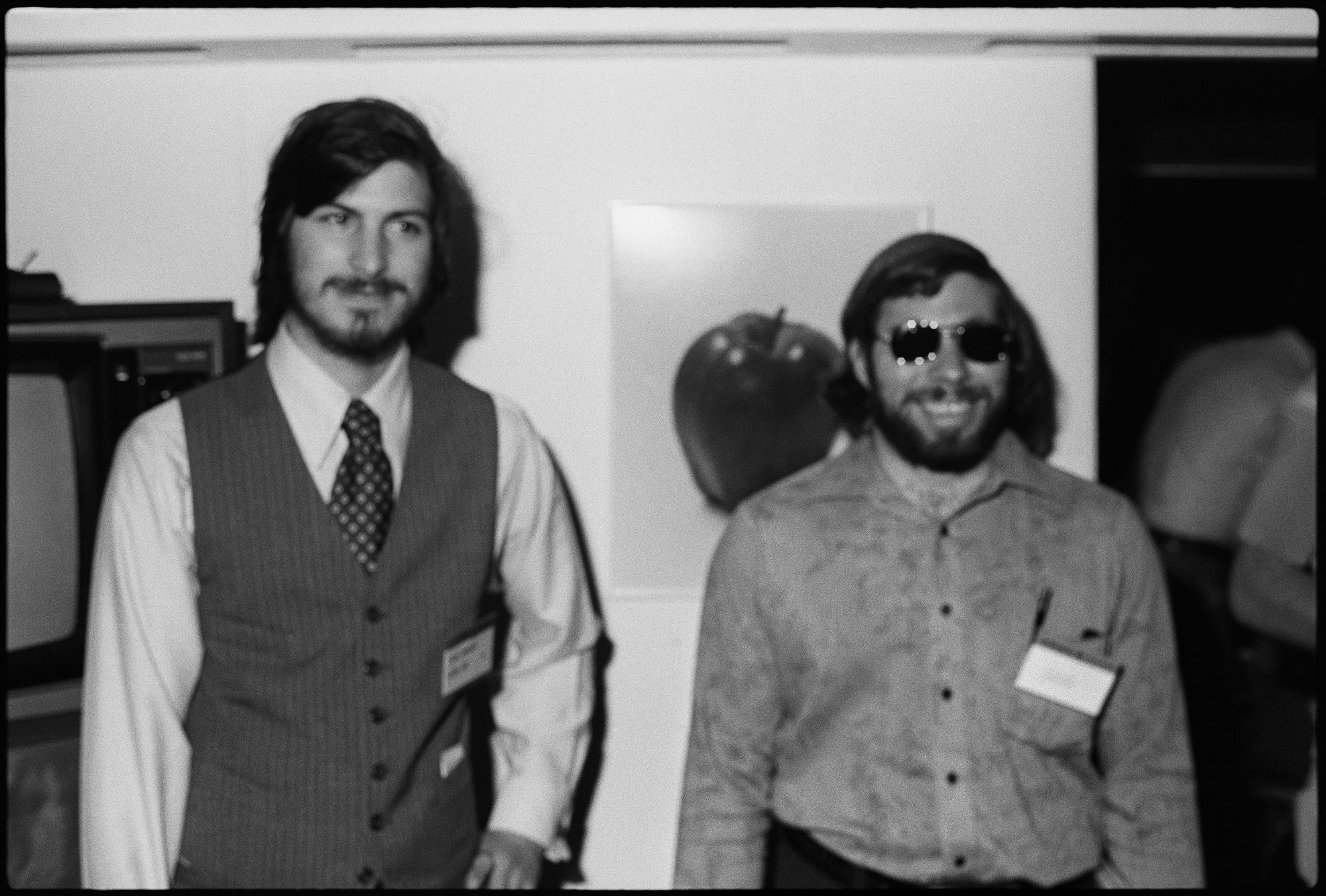 Steve Jobs Wallpaper , HD Wallpaper & Backgrounds