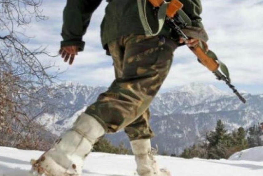 Indian Soldier In Snow , HD Wallpaper & Backgrounds