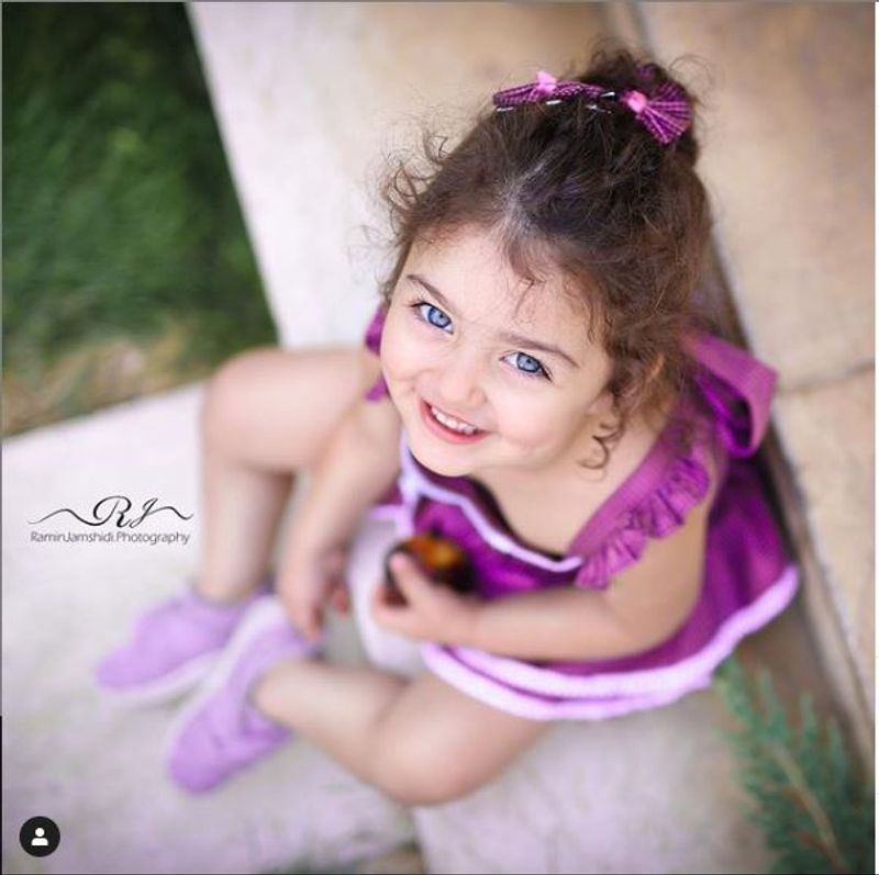 Anahita Whose Instagram Bio Says, Baby Model, - Anahita Hashemzadeh , HD Wallpaper & Backgrounds