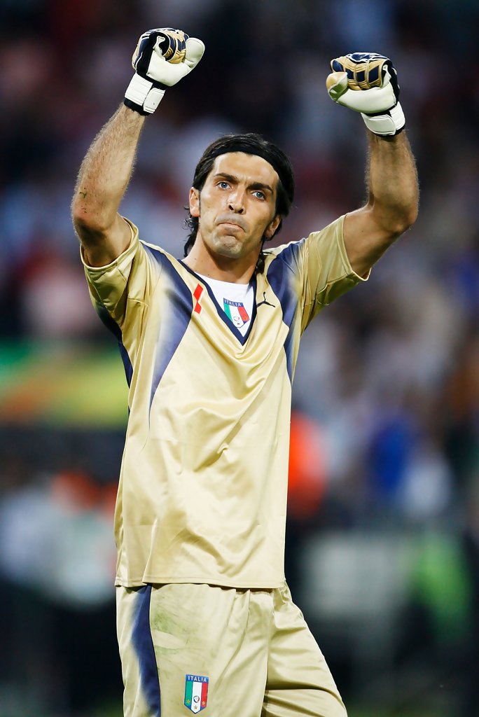 Gianluigi Buffon Photos»photostream - Gianluigi Buffon 2006 , HD Wallpaper & Backgrounds