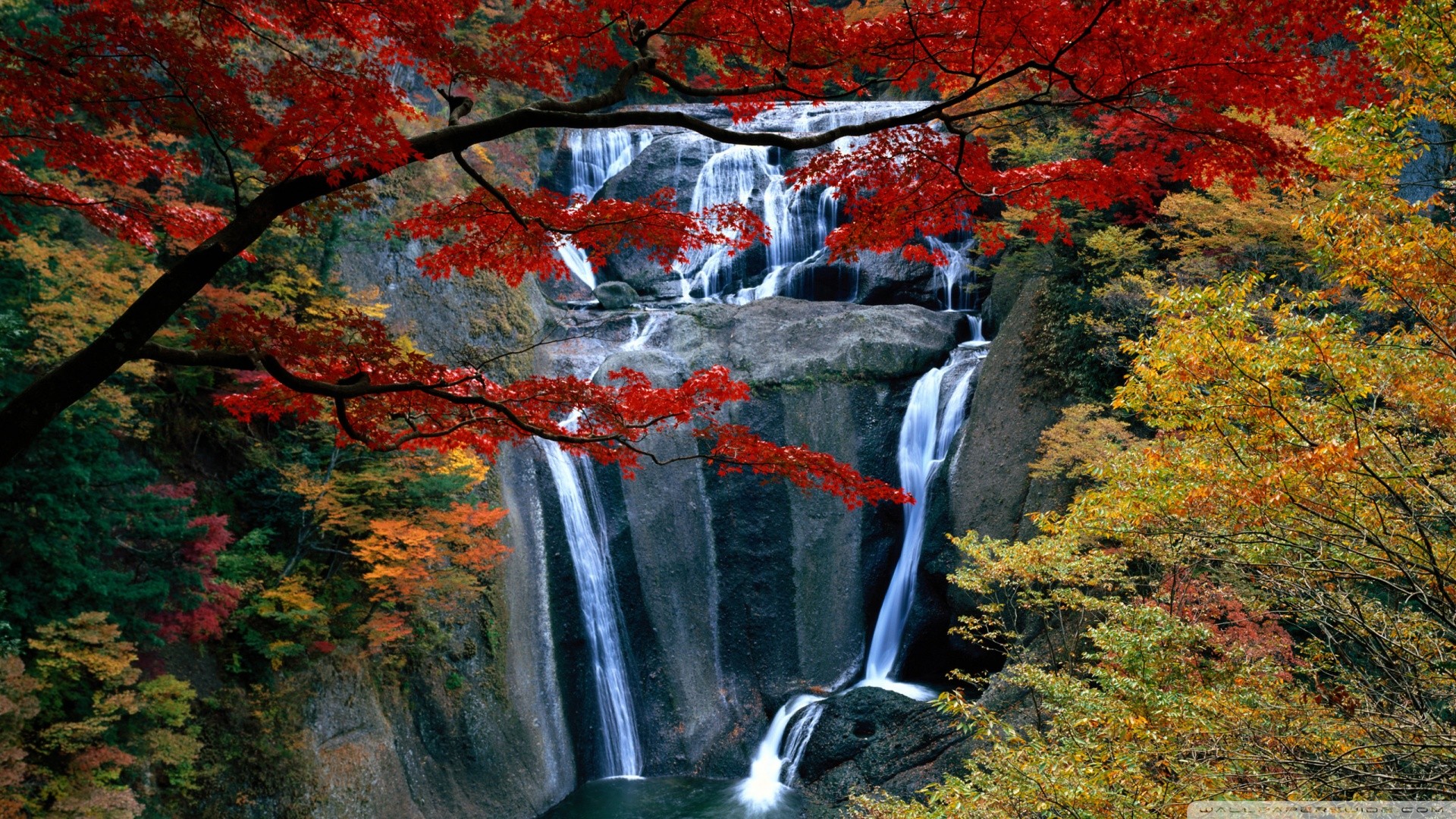 Beautiful Fall Backgrounds - Fukuroda Falls , HD Wallpaper & Backgrounds