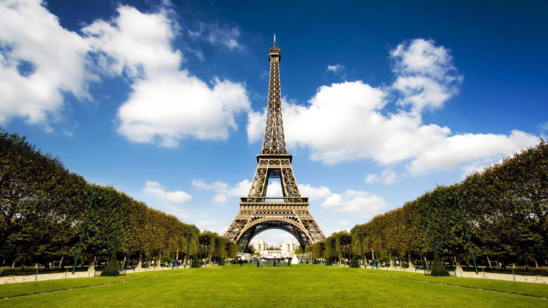 Paris Wallpapers - Eiffel Tower , HD Wallpaper & Backgrounds