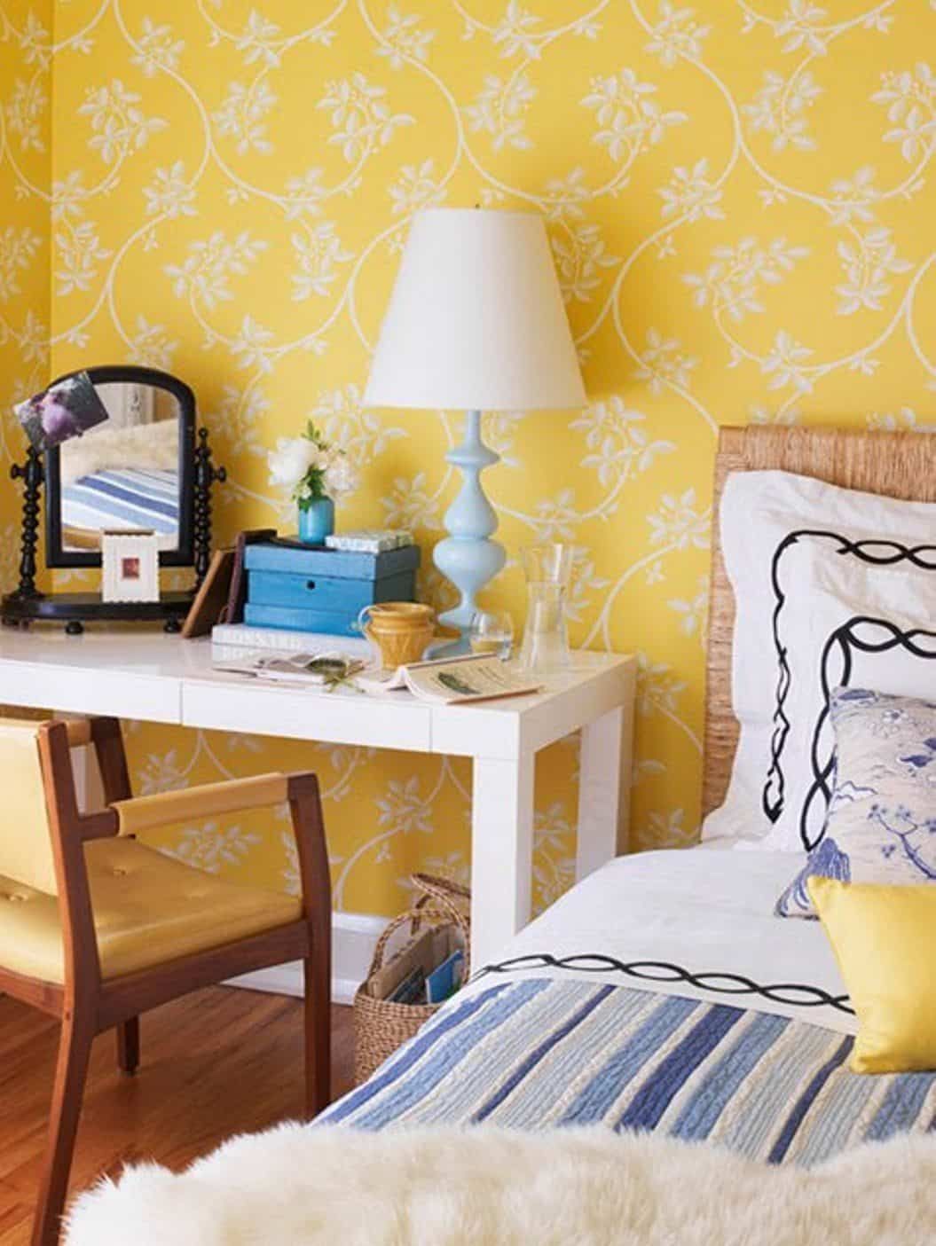 Teenage Girl Bedroom Decorted With Yellow Wallpaper - Farrow And Ball Wallpaper Yellow , HD Wallpaper & Backgrounds