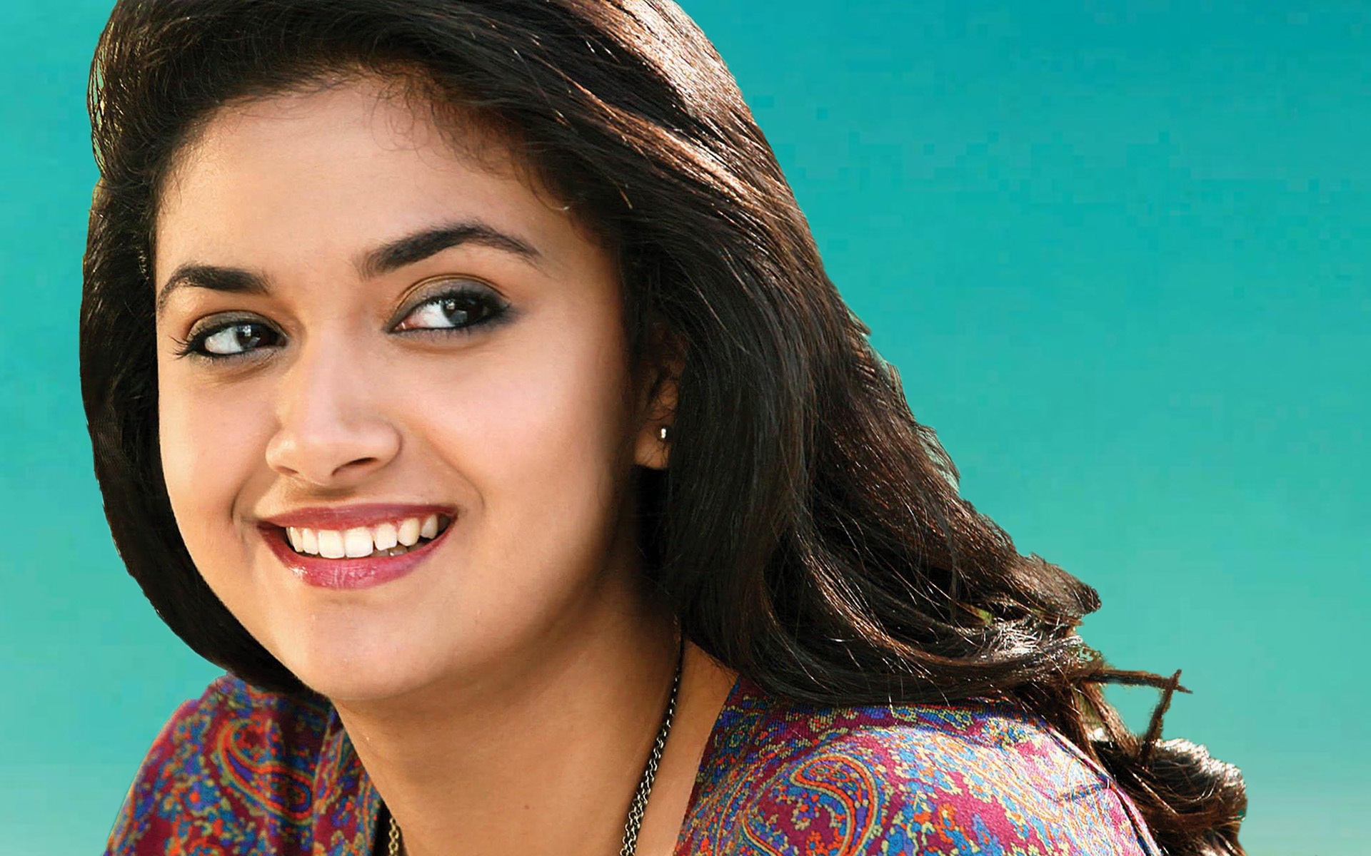 Most Beautiful South Girl Hd Wallpapers - Keerthi Suresh Photos Download , HD Wallpaper & Backgrounds