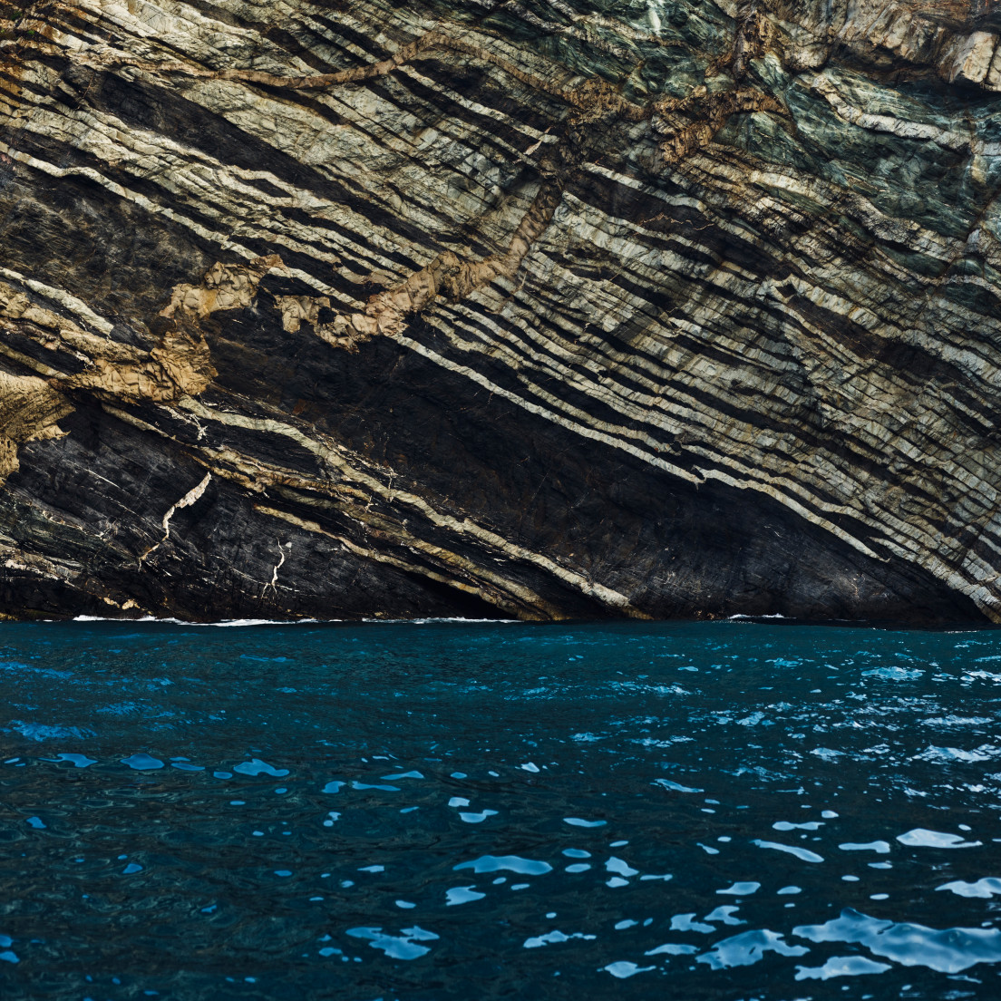 Catalina Rock Wallpaper Iphone , HD Wallpaper & Backgrounds