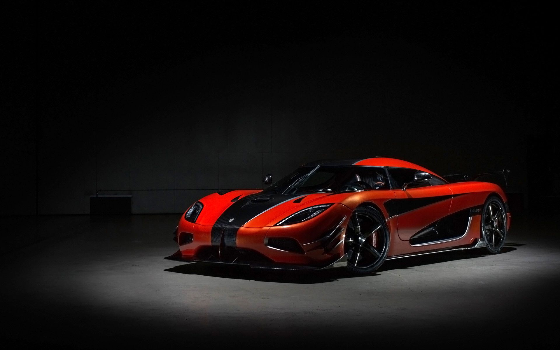 Red Koenigsegg One 1 , HD Wallpaper & Backgrounds
