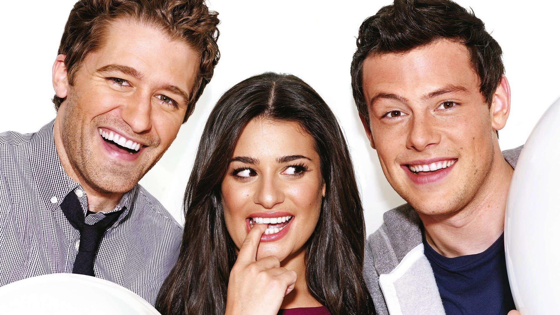 Free Download Glee Wallpaper Id - Glee Magazine Cover , HD Wallpaper & Backgrounds