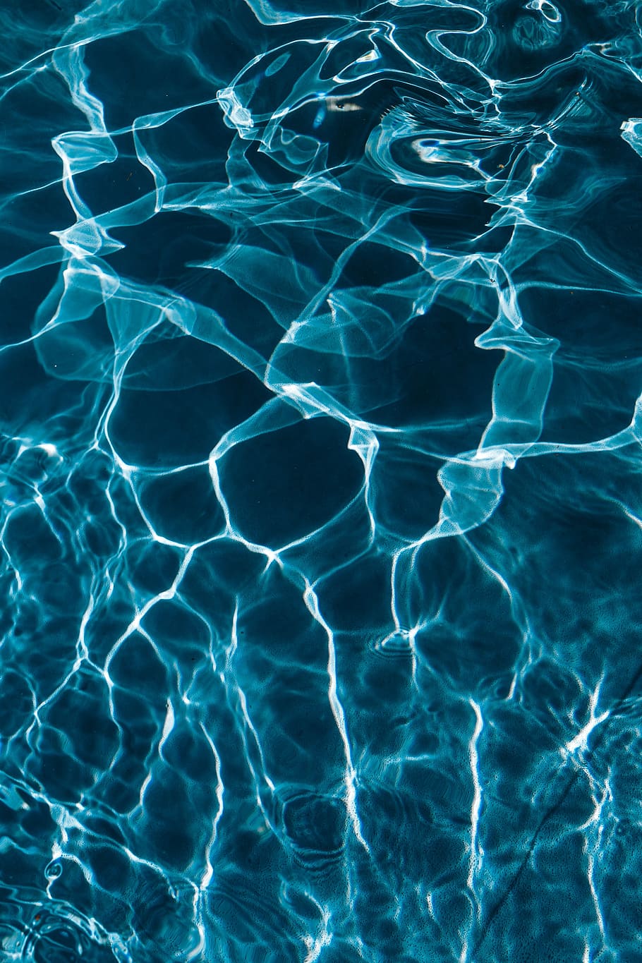 Wavy Water Surface In A Swimming Pool, Wave, Abstract, - Swimming Pool Water , HD Wallpaper & Backgrounds