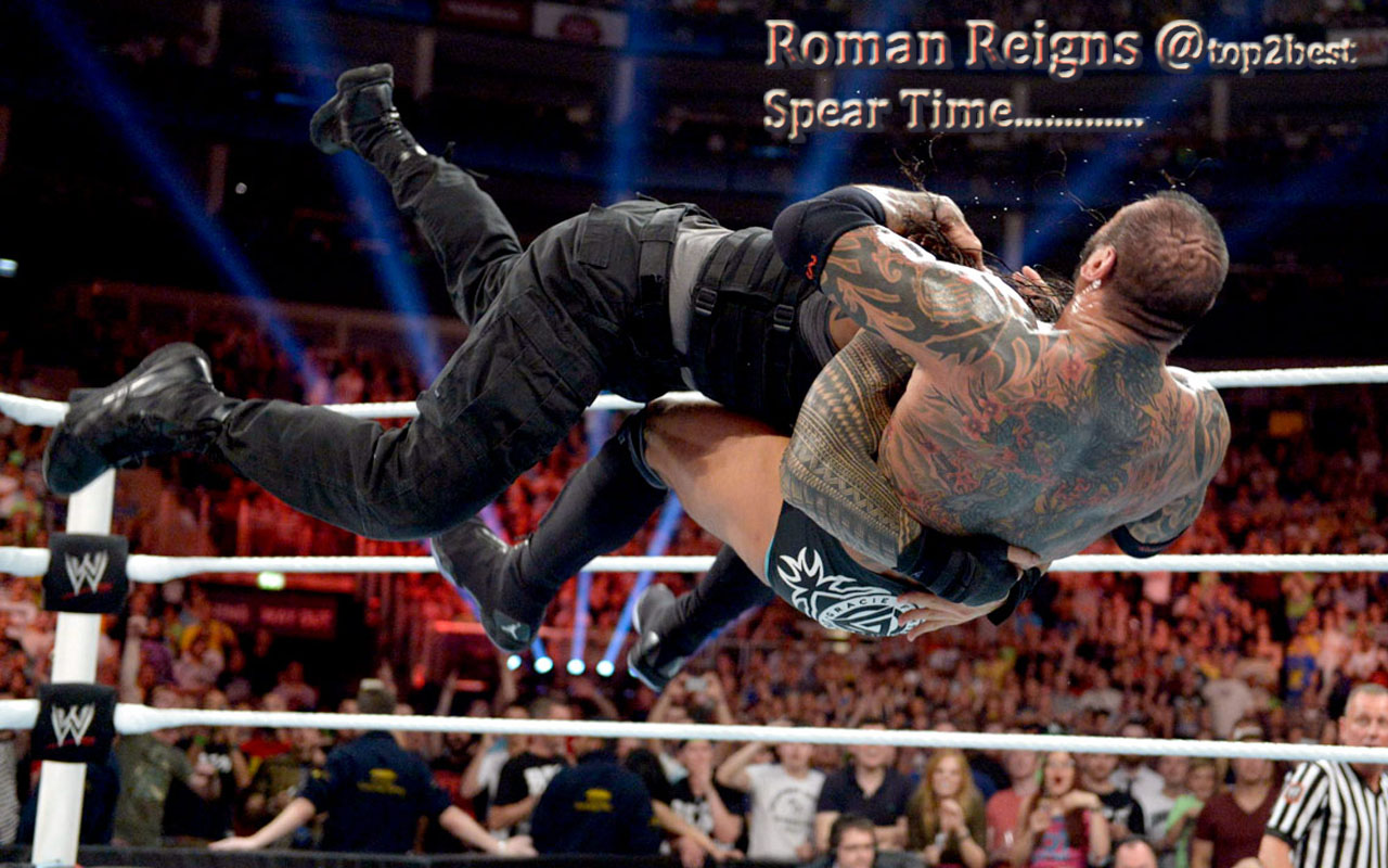 Roman Reigns Spearing Batista Pic - Roman Reigns Win Batista , HD Wallpaper & Backgrounds