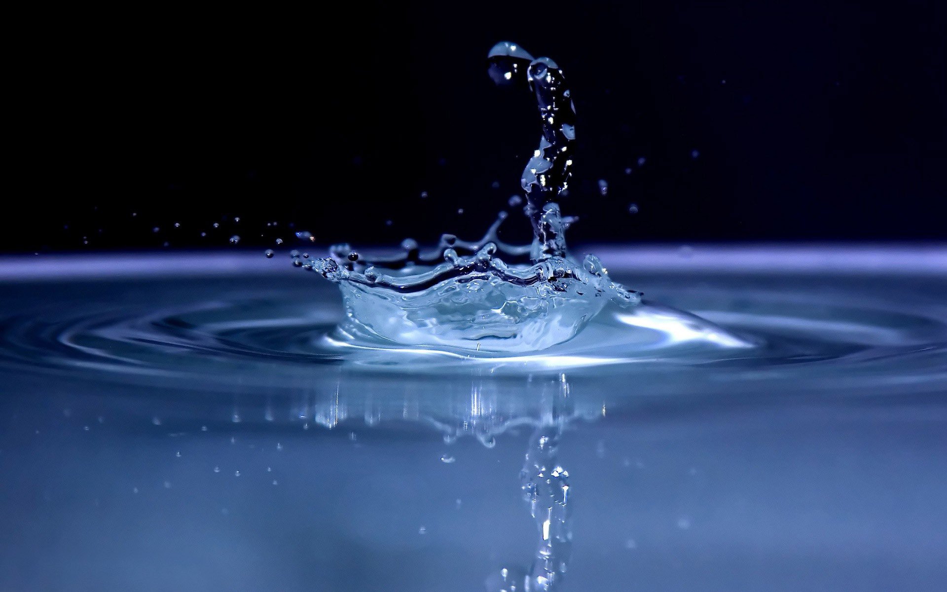 Water Splash Wallpapers, Images, Photos, Pictures & - Water Splash , HD Wallpaper & Backgrounds