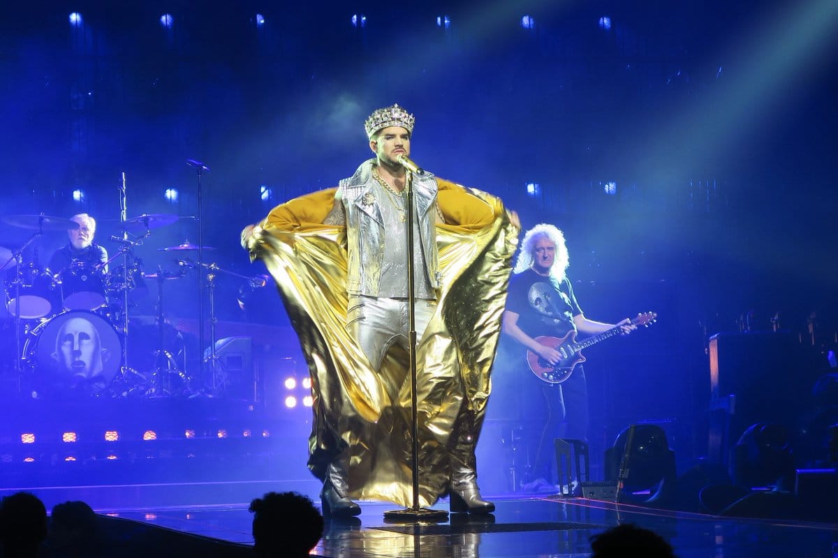 Queen Adam Lambert London , HD Wallpaper & Backgrounds