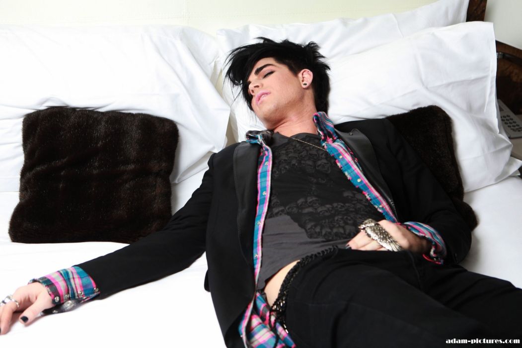 Adam Lambert Pop Glam Dance Electro Wallpaper - Cute Adam Lambert 2010 , HD Wallpaper & Backgrounds