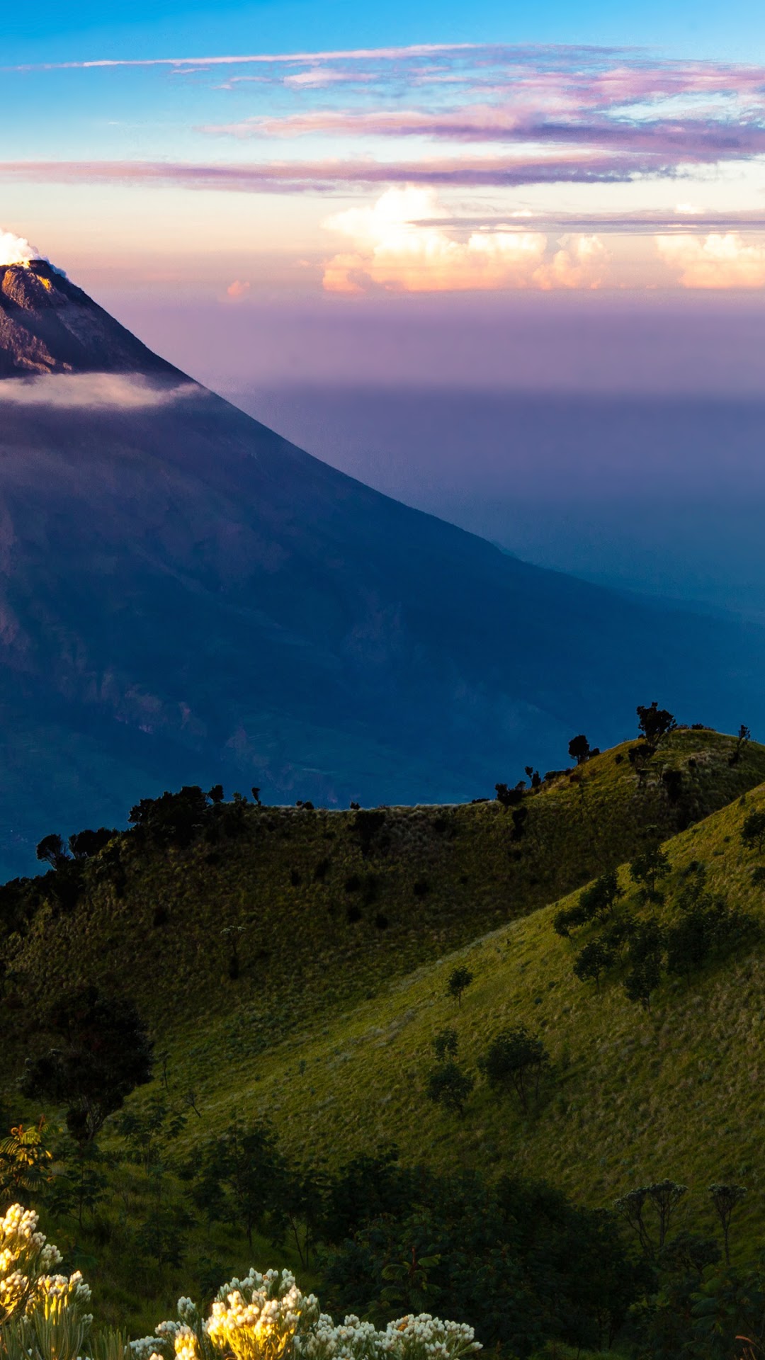 Volcano, Java Island, Nature, Landscape, Scenery Iphone - Samsung S10e Background Landscape , HD Wallpaper & Backgrounds