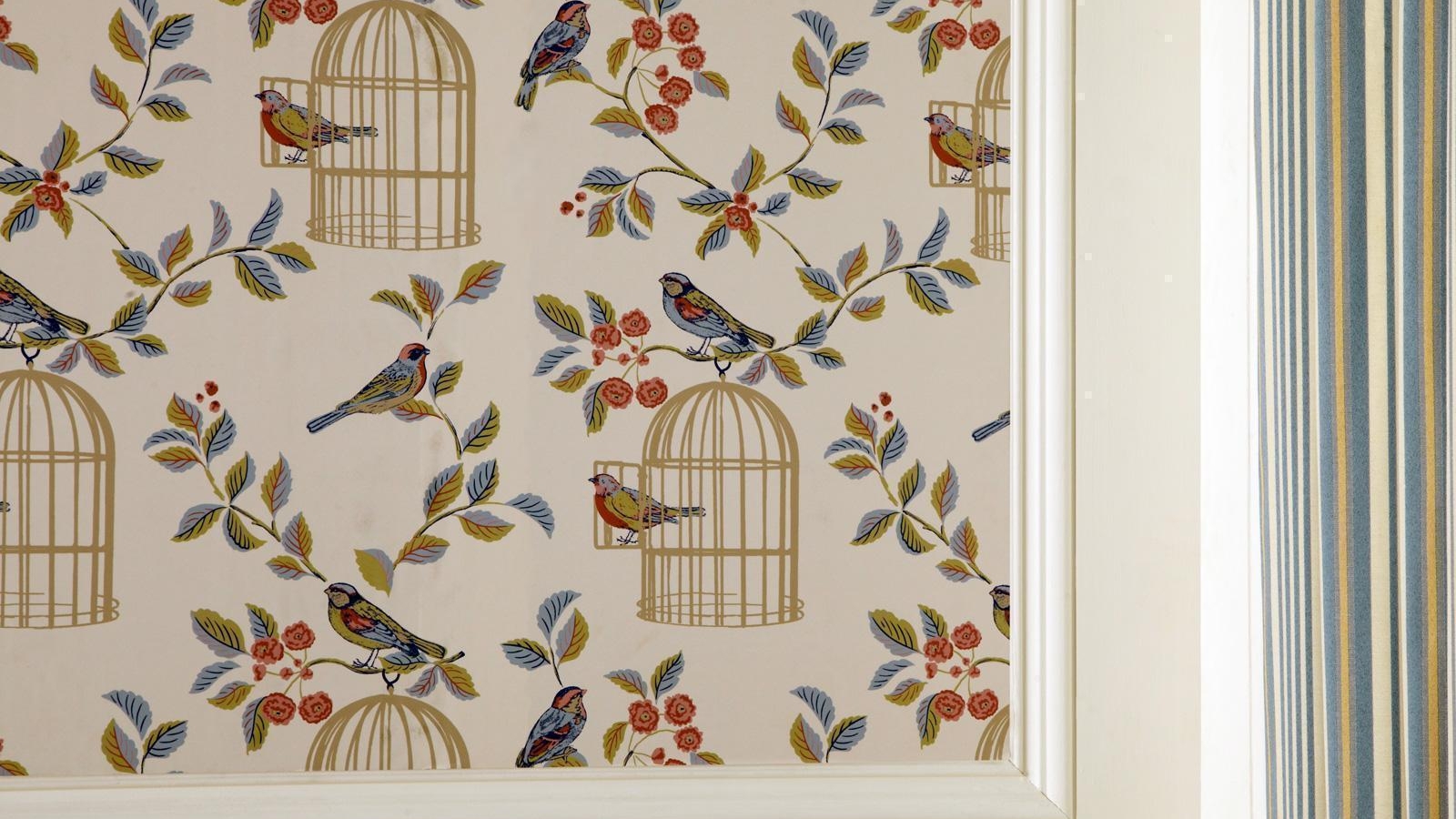 Vintage Charm Blue Bird Cage Wallpaper Bird Wallpaper - Wallpaper , HD Wallpaper & Backgrounds