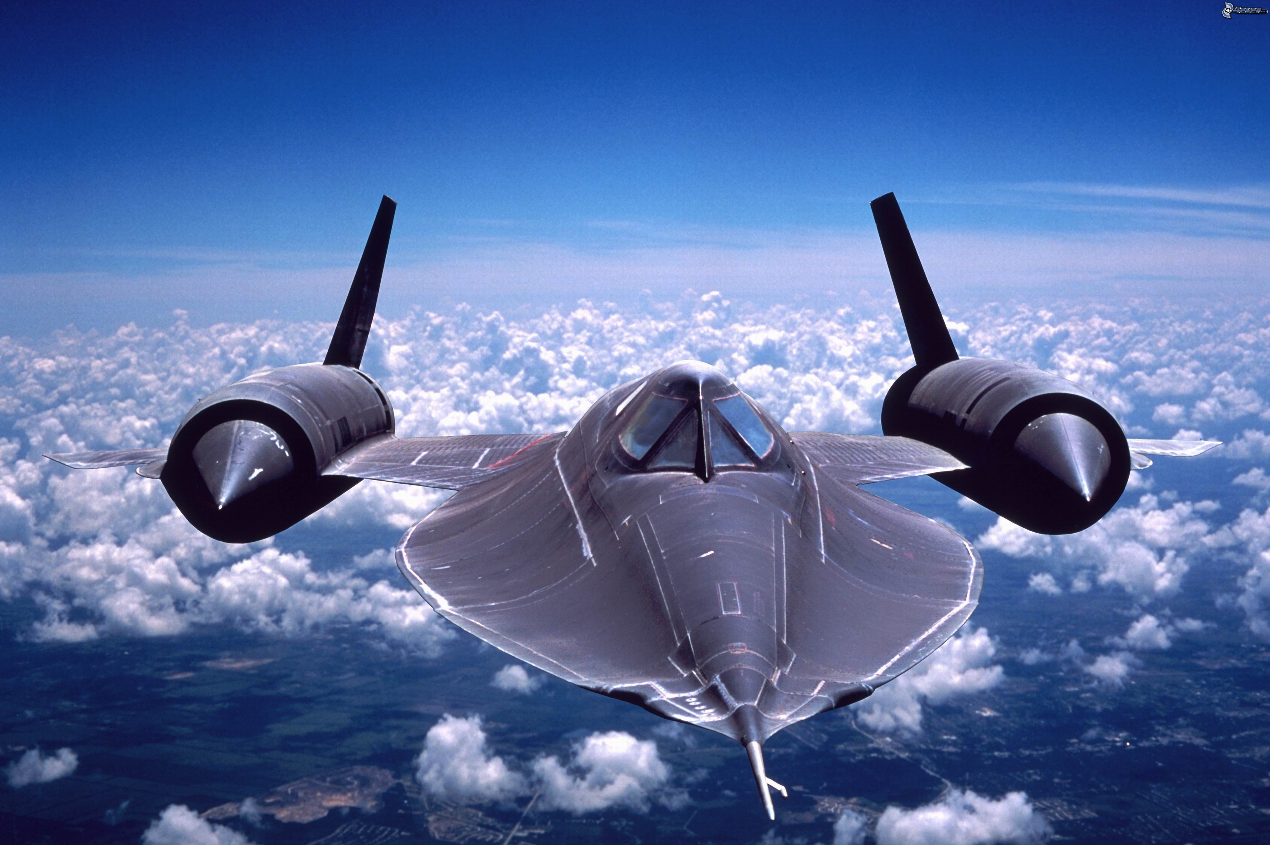 Lockheed Sr-71 Blackbird Wallpaper - High Altitude Fighter Jet , HD Wallpaper & Backgrounds