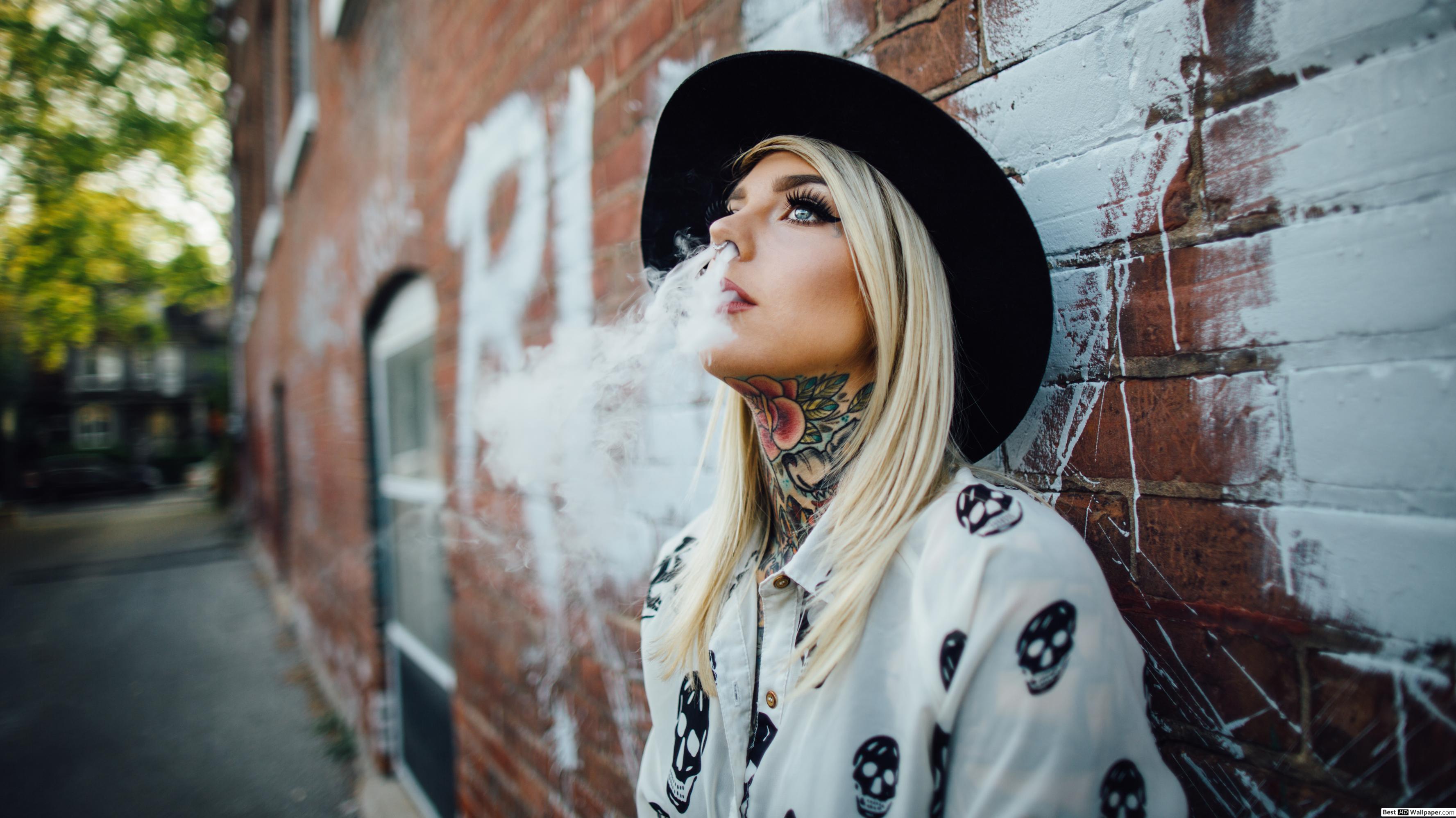 Smoking Women Tattoo , HD Wallpaper & Backgrounds