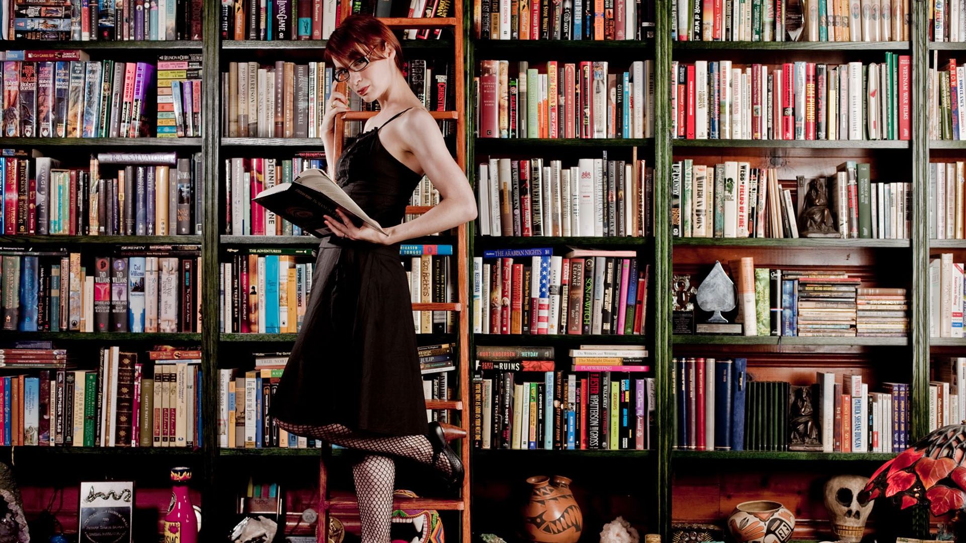 748 Image1 Bibliodeviant Felicia Day - Felicia Day Wallpaper Iphone , HD Wallpaper & Backgrounds