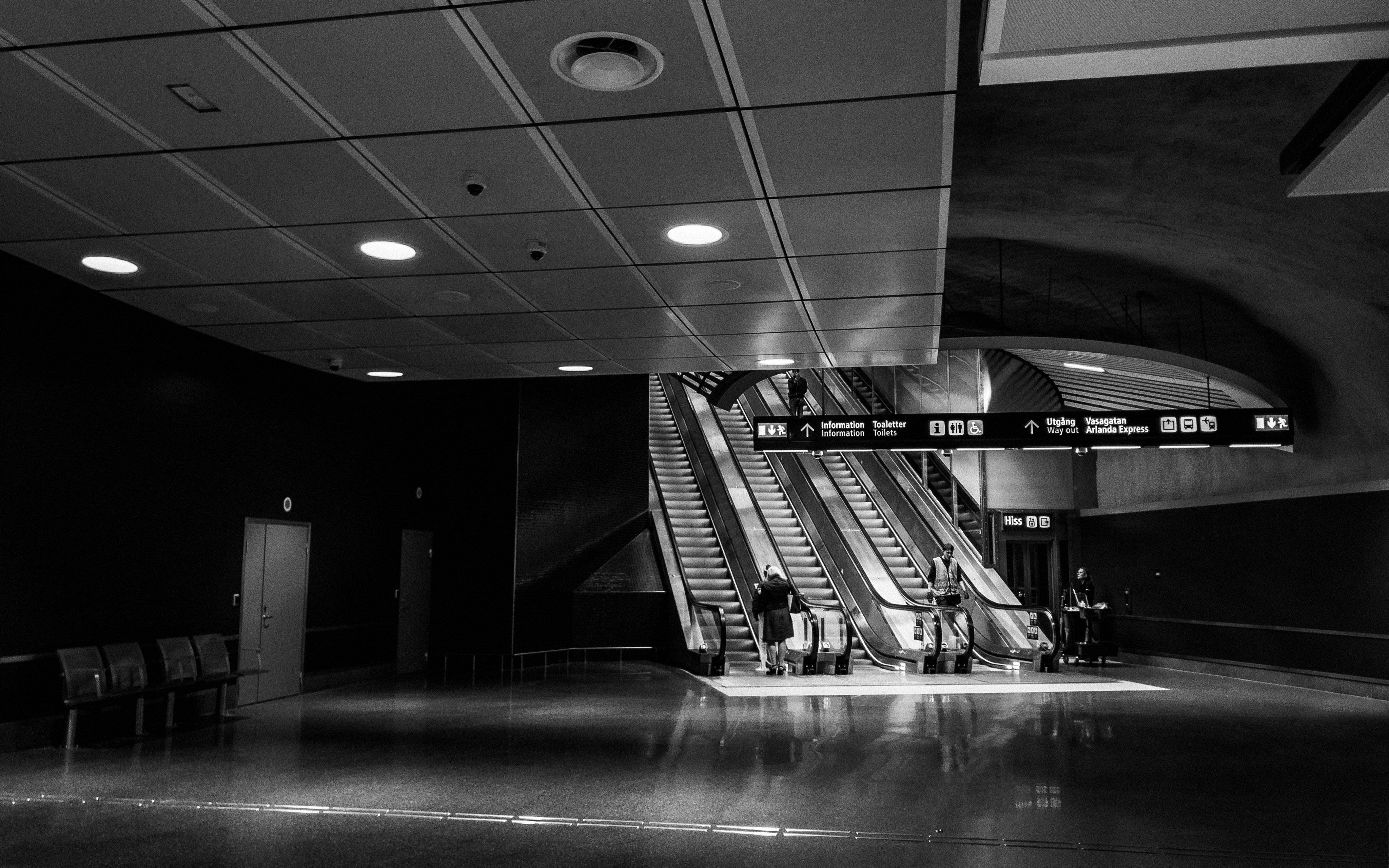 New Train Station In Stockholm - Stockholm Wallpaper 4k Metro , HD Wallpaper & Backgrounds