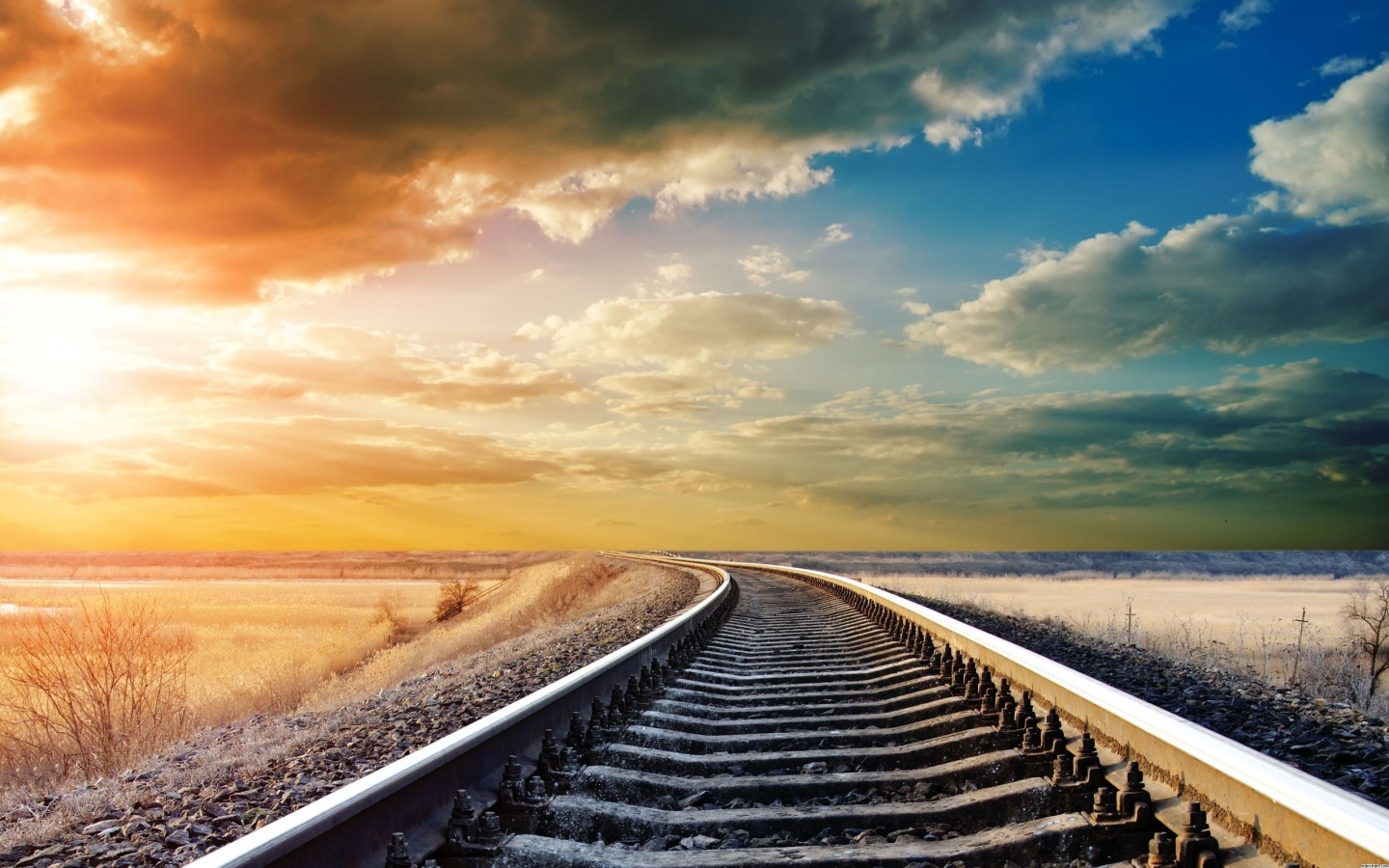 Railroad Tracks - Never Ending Train Track , HD Wallpaper & Backgrounds